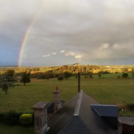Le Vieux Notaire Bed and Breakfast Landelles-et-Coupigny